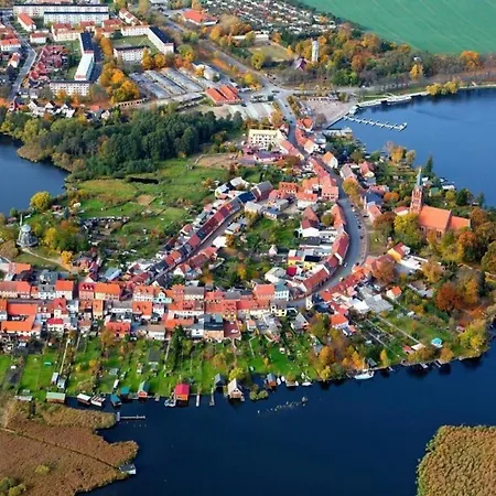 Gemuetliche Mit Grill Und Seeblick Apartment Marienfelde